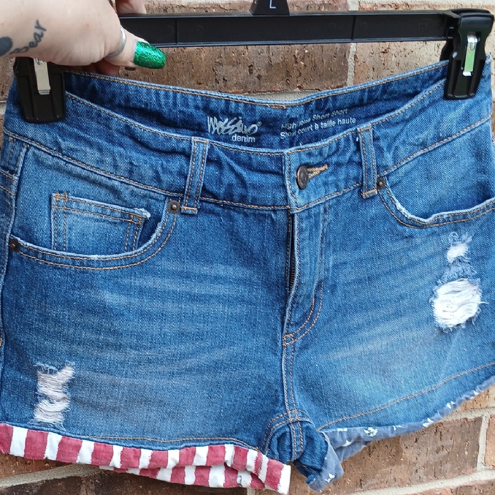 Mossimo Supply Co. Blue Denim Jean Shorts with Red & White Trim